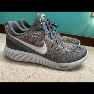 Nike Lunarepic shoes (M 8.5/ W 10)